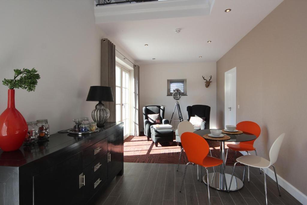 B&B 4 Seasons Riemst Bagian luar foto