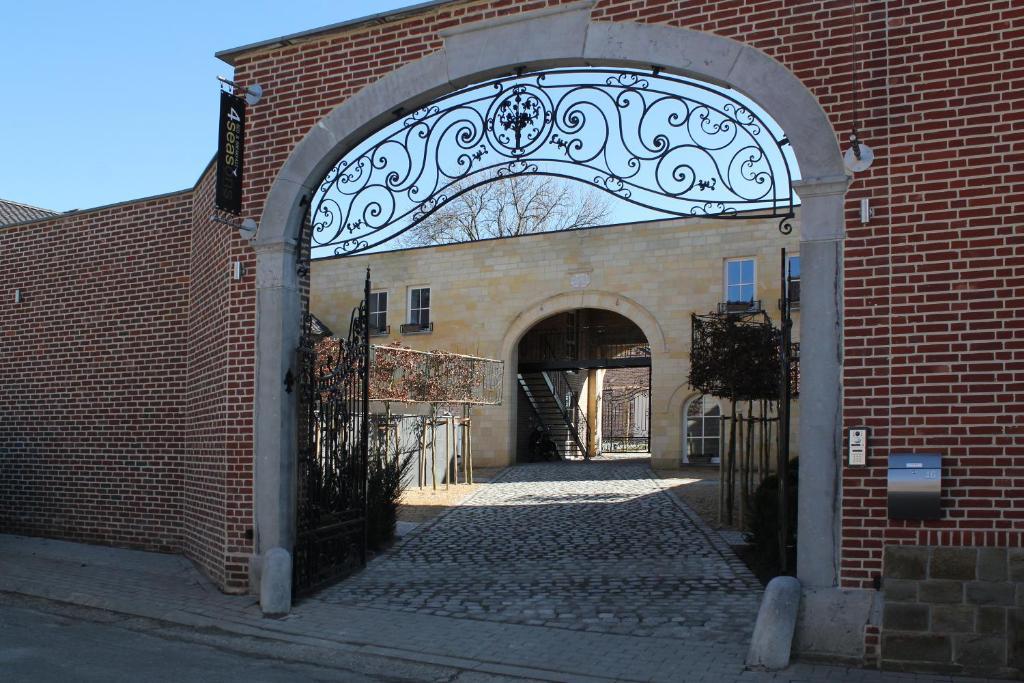 B&B 4 Seasons Riemst Bagian luar foto
